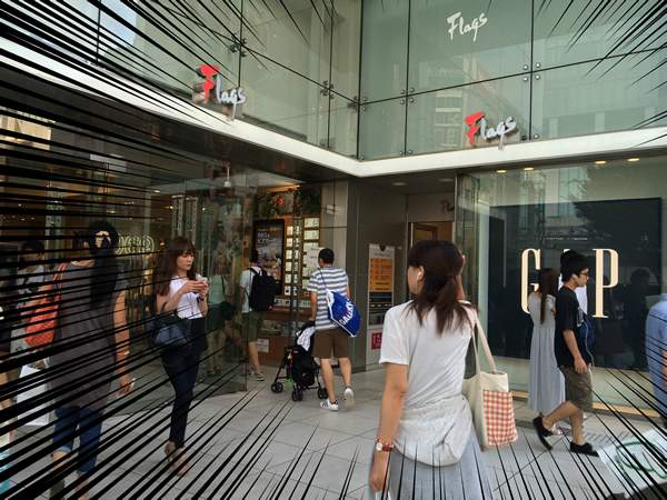 【松】今どきこんなのあり？4大ファストファッション「ださT」選手権！